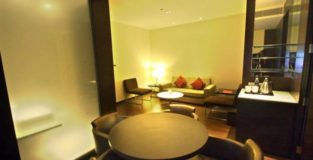 Hotel Beaumonde The Fern Kochi