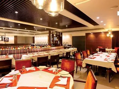 Beaumonde The Fern Hotell Kochi 5*,